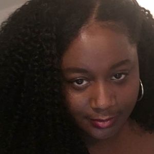 Meet your Posher, Mitzi